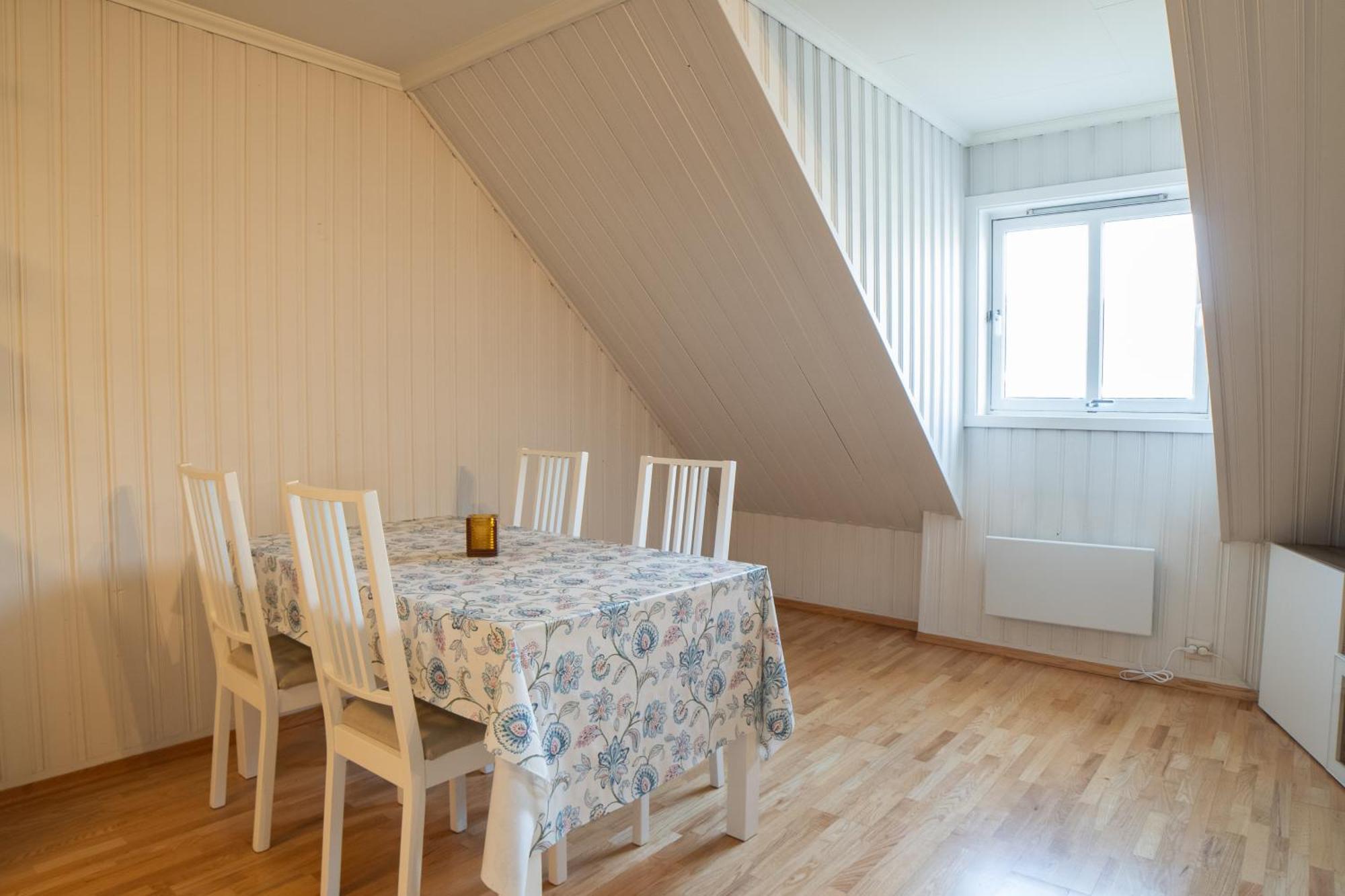 2 And 3 Rooms Apartments Tromso Room photo