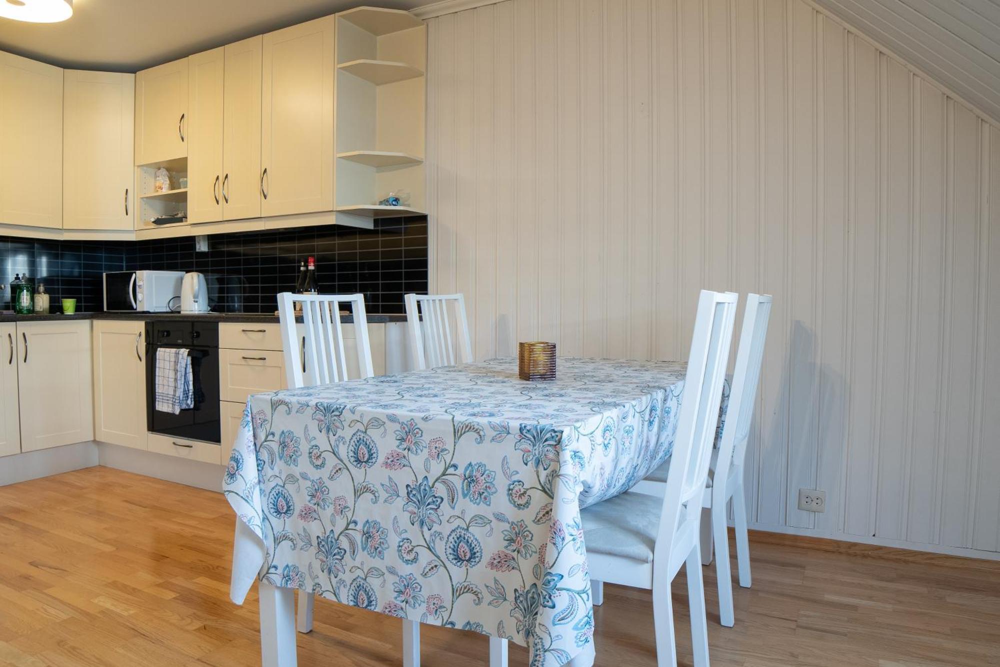 2 And 3 Rooms Apartments Tromso Room photo
